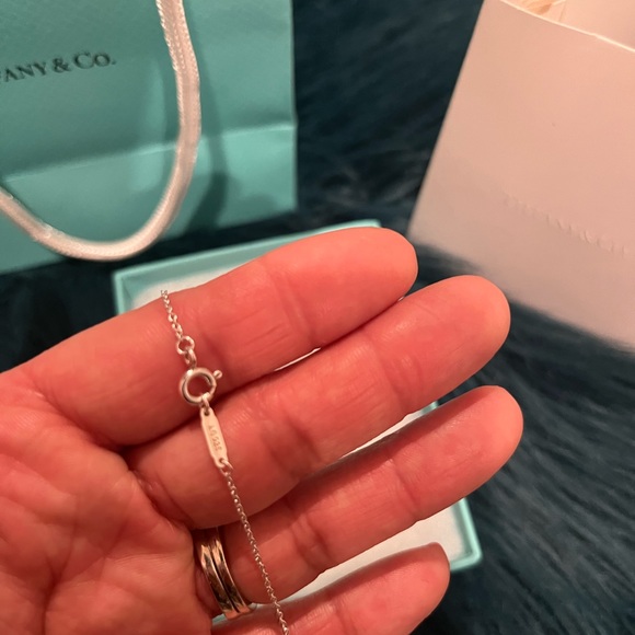 Tiffany & co necklace two heart pendant 16 inches New! ๐ฅ๐ฅ๐ฅ๐ฅ - Picture 7 of 14